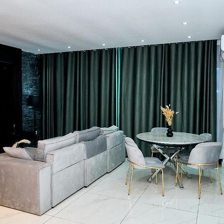 Reddington By Jvte Aparthotel Ντουάλα Εξωτερικό φωτογραφία
