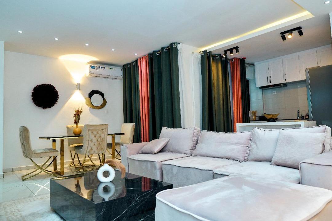 Reddington By Jvte Aparthotel Ντουάλα Εξωτερικό φωτογραφία